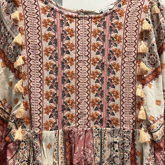 American Eagle Outfitters Pink and Brown Bell Sleeve Blouse Size Small - Picture 2 of 9